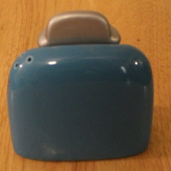 Vintage Elvis Presley Signature Salt and Pepper Jukebox - Picture 3 of 4